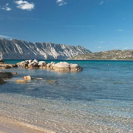 With 2 Bedrooms In San Teodoro, With Furnished Terrace Apartment San Teodoro (Sardinia)